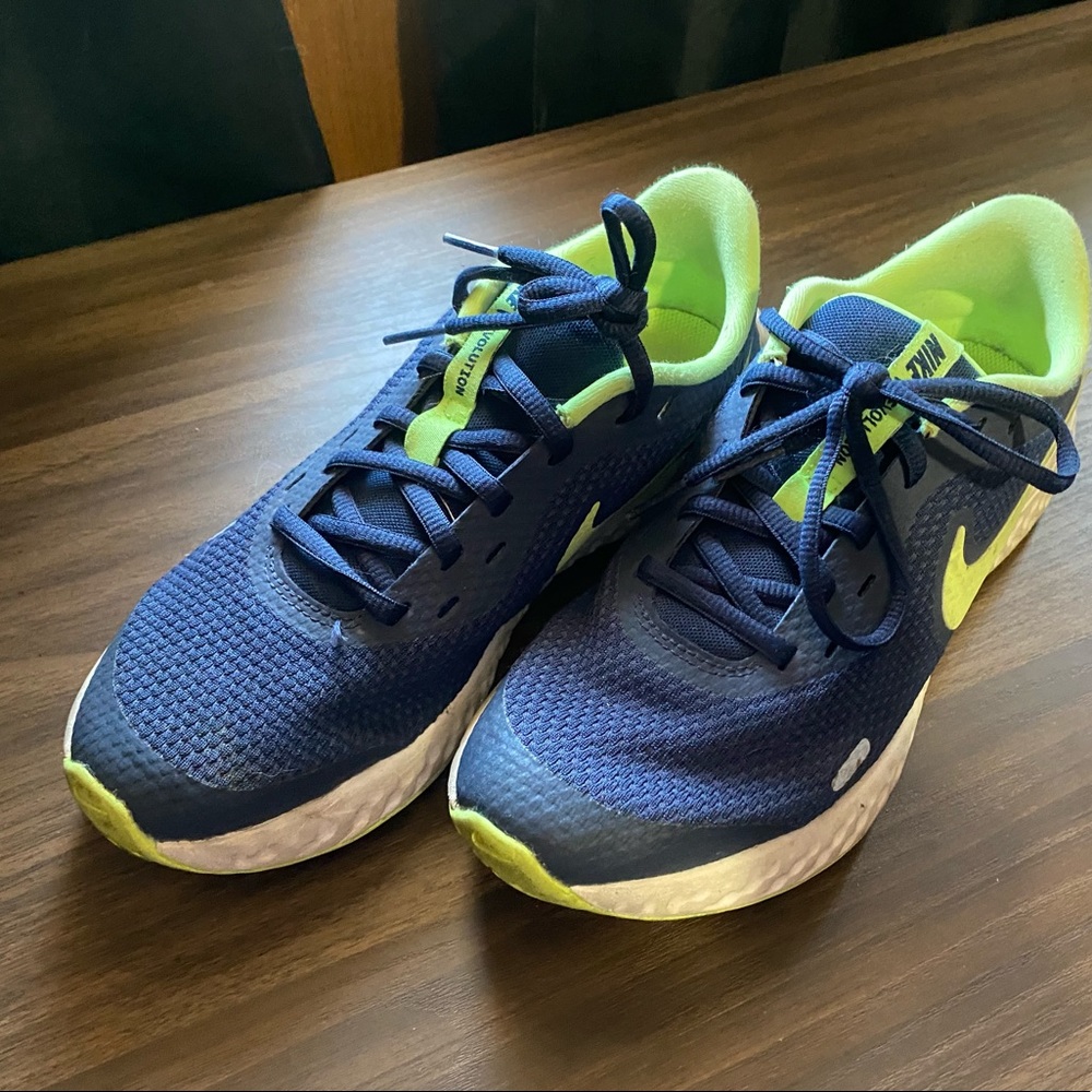 Kids NIKE shoes